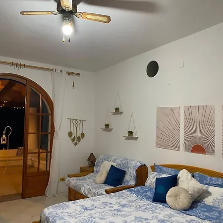 Guest house Katy *